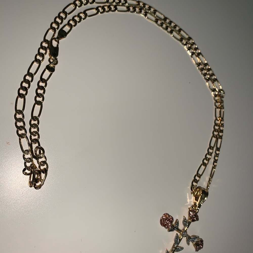 GOLD PLATED with ROSE CROSS - Picture 2 of 2